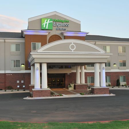 Holiday Inn Express & Suites Clinton By Ihg Exteriör bild