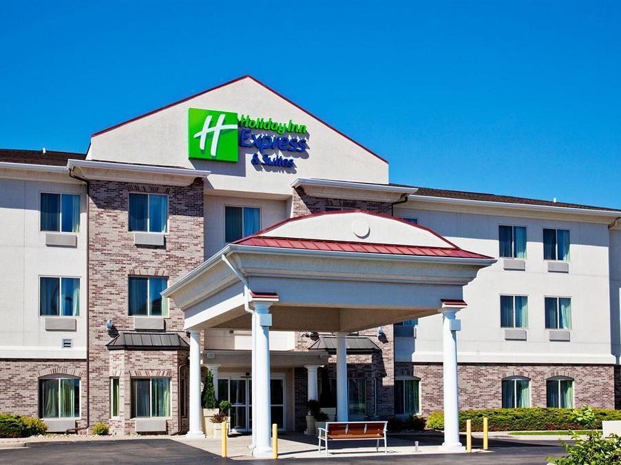 Holiday Inn Express & Suites Clinton By Ihg Exteriör bild